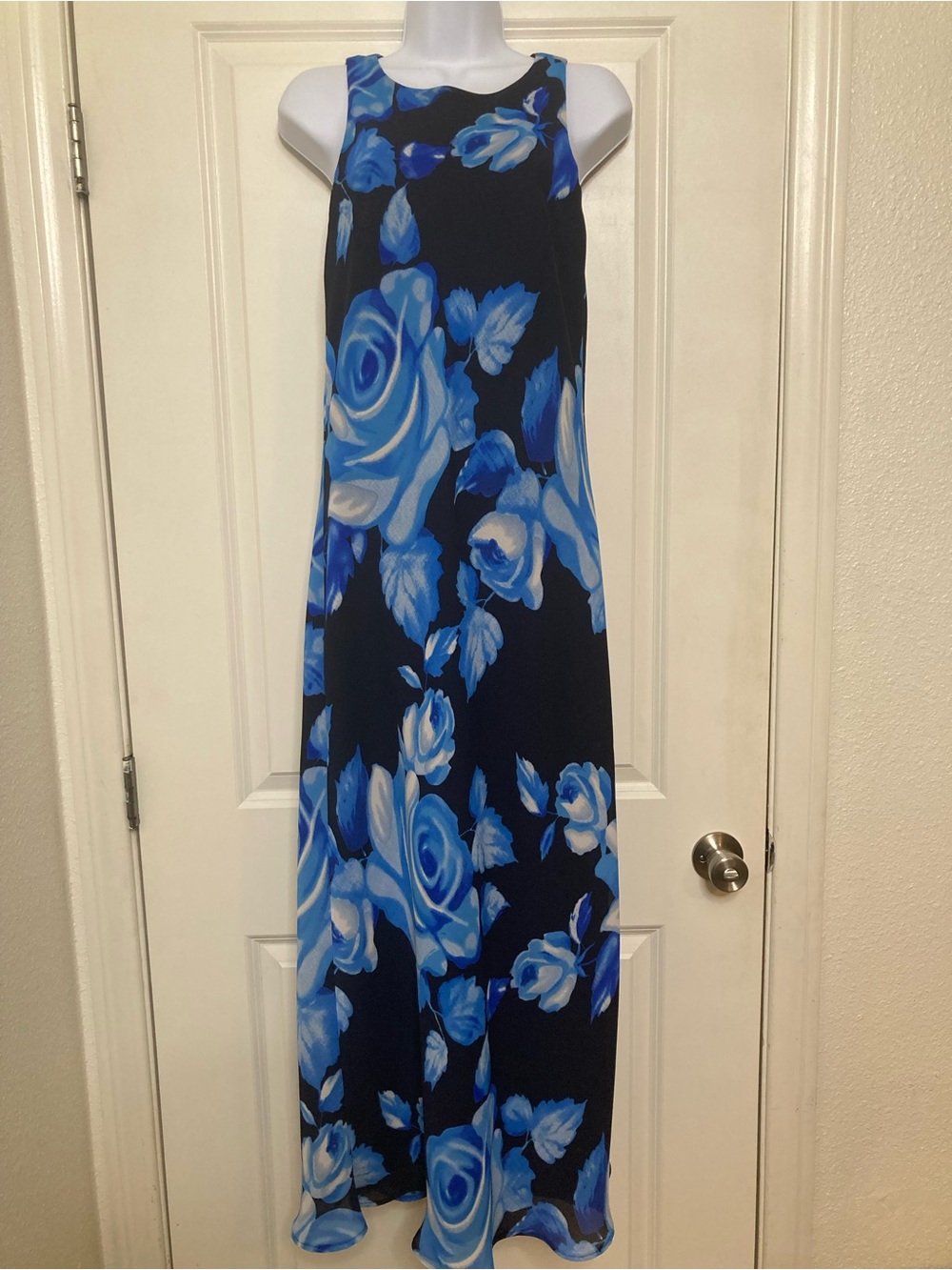 Vintage Y2K Sleeveless Black Maxi Dress Blue Rose Dark Floral Fairy Whimsical 13